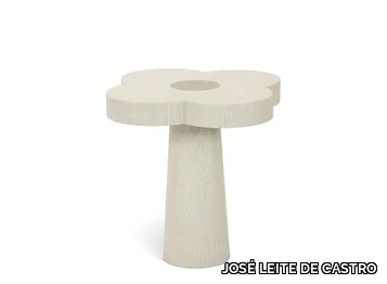 VIOLETA - Oak side table _ JOSÉ LEITE DE CASTRO