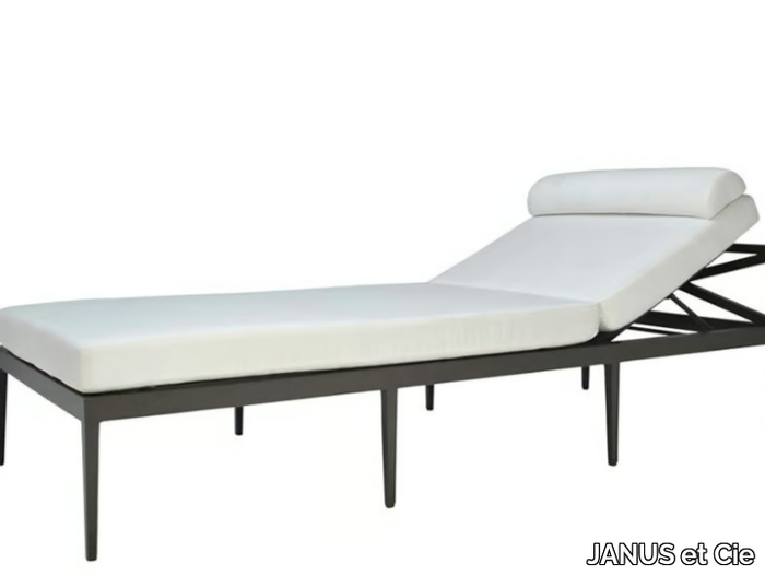 AZIMUTH-CROSS-Sun-lounger-JANUS-et-Cie-443989-rel7196b4a1.jpg