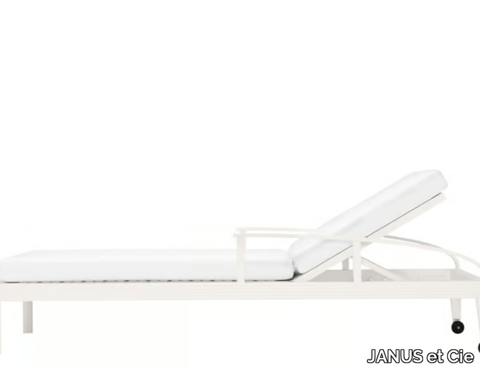 QUADRATL-Sun-lounger-JANUS-et-Cie-443808-rel3cde941.jpg