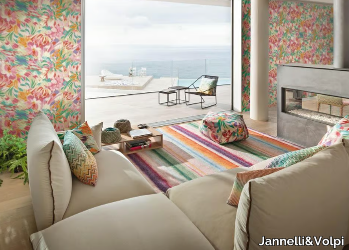 DAYDREAM-Jannelli-Volpi-486158-rel8e7ae015.jpg