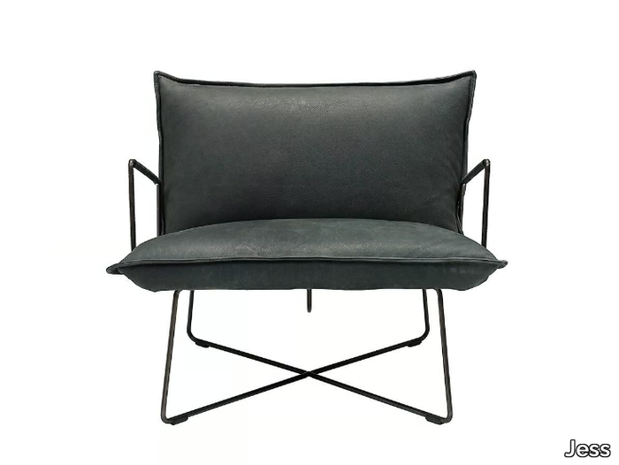 EARL - Leather armchair with armrests _ Jess