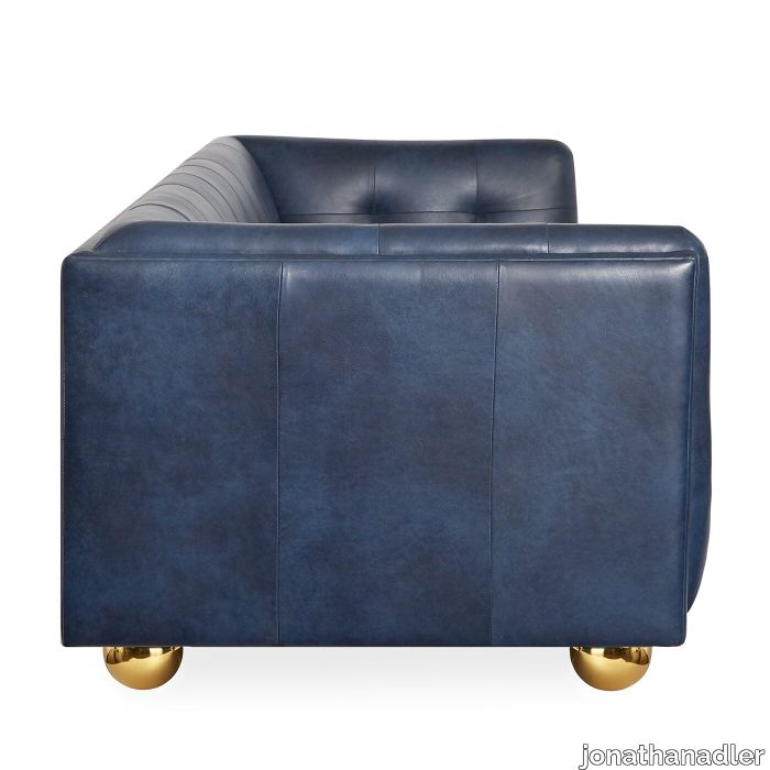 claridge_sofa_oxford_blue_c_c3b135c7-a2ab-4315-ac51-71c676d4ea5f.jpg