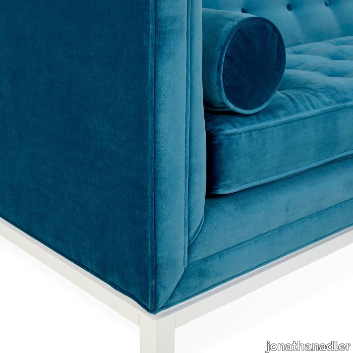 lampert_grand_sofa_venicepeacock_e_9b1afb01-f680-4306-bbd4-28d0027a28df.jpg