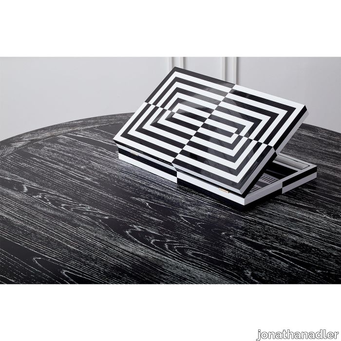 op_art_backgammon_set_2_98a6e64d-8def-4cd8-8827-e9c18ffa809b.jpg