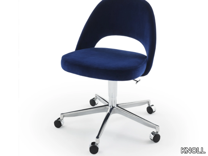 SAARINEN CONFERENCE CHAIR RELAX - Swivel office chair with castors with 5-Spoke base _ KNOLL