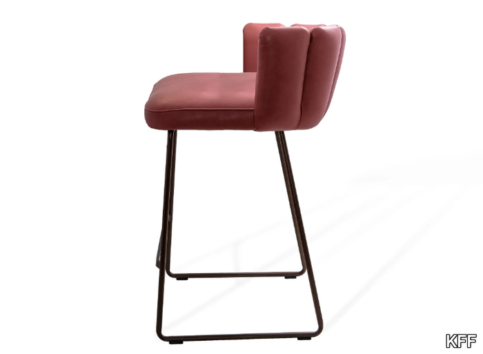 GAIA-Stool-with-back-KFF-485336-rel2ff3f91.png