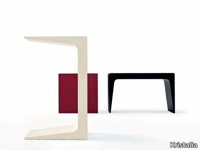 CU - Polyurethane coffee table _ Kristalia