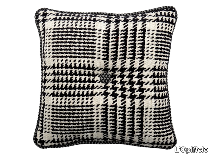 CARRÉ 197-16 - Square fabric cushion _ L'Opificio