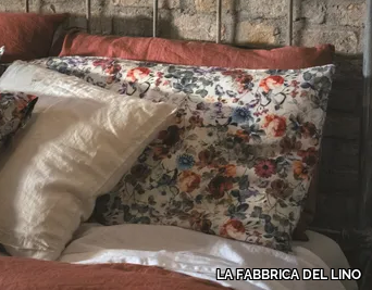 STAMPA BOUQUET - Linen pillow case with floral pattern _ LA FABBRICA DEL LINO