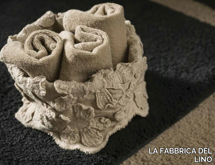 PRIMULA - Linen bath towel _ LA FABBRICA DEL LINO