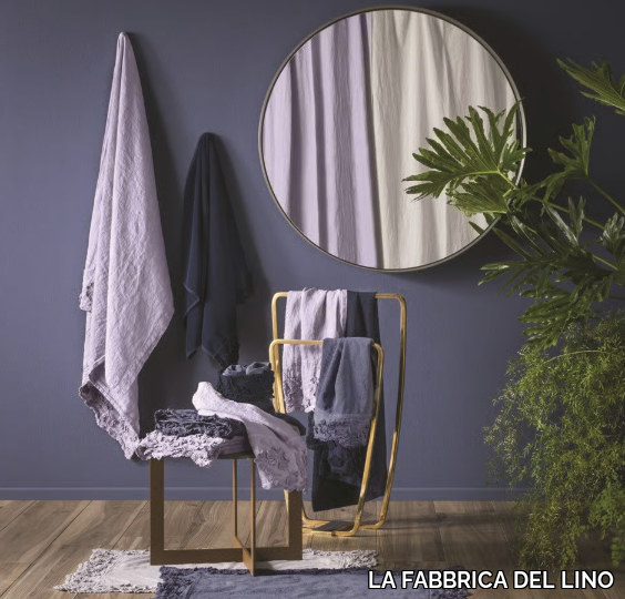 PETALI-Bath-Towel-LA-FABBRICA-DEL-LINO-by-Bergianti-Pagliani-56070-relafa0f986.jpg