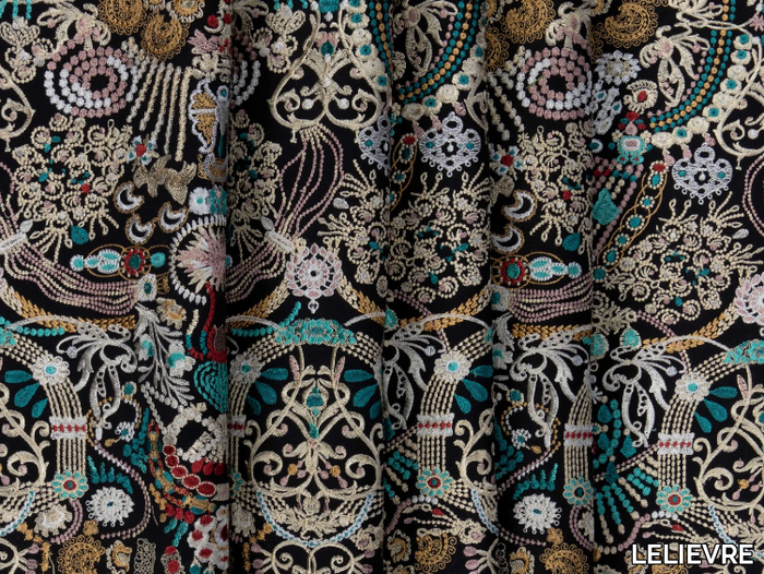 INDIA - Embroidered multi-colored cotton fabric _ LELIEVRE