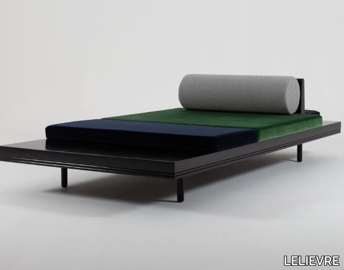 PLACE DES VICTOIRES - Fabric day bed _ LELIEVRE