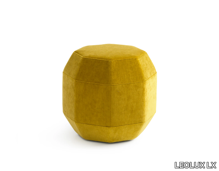 lx642-leather-pouf-leolux-353678-rel8cb2f49a.jpg