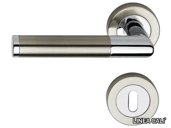 KARINA - Classic style brass door handle on rose with lock _ LINEA CALI'