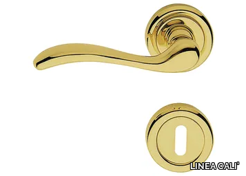 ONDA - Classic style brass door handle on rose with lock _ LINEA CALI'