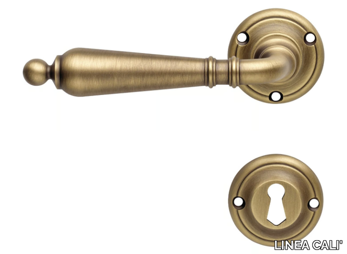 FLORENZIA - Classic style brass door handle on rose with lock _ LINEA CALI'