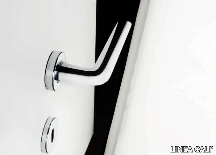 BRIXIA-ZINCRAL-Door-handle-with-lock-LINEA-CALI-279795-rel6209cbb0.jpg