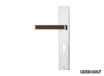 h_ZEN-WENGÉ-Door-handle-on-back-plate-LINEA-CALI-125299-rel2133a157.jpg