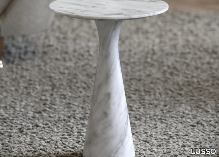 MONET - Round Carrara marble coffee table _ LUSSO
