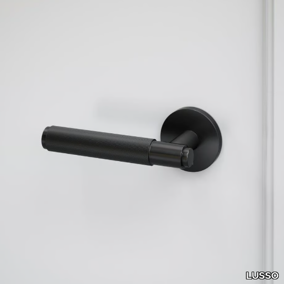 LUXE-Door-handle-LUSSO-630749-rel32c7465c.jpg