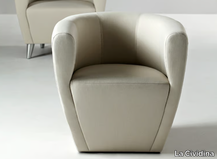 TWINGO - Armchair with armrests _ La Cividina