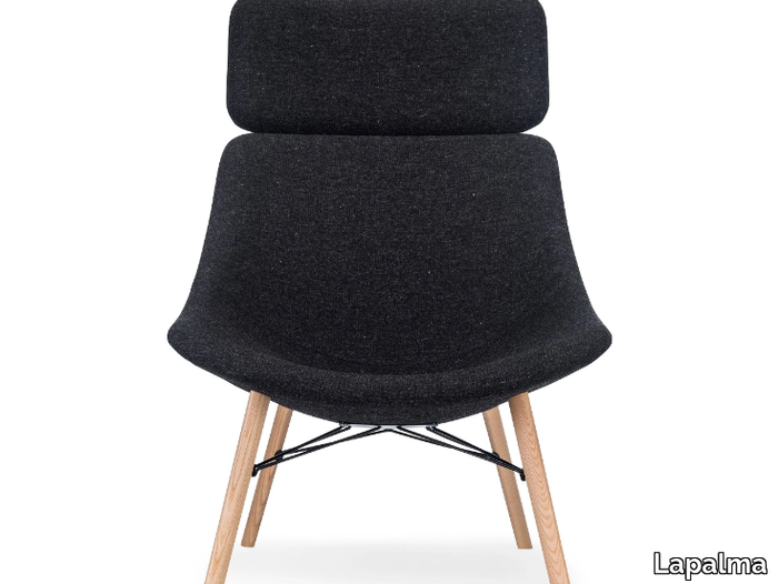 AUKI - Upholstered fabric armchair with armrests _ Lapalma