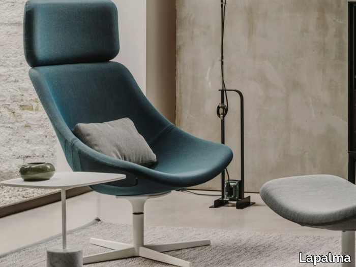 AUKI - Swivel fabric armchair with 4-spoke base _ Lapalma