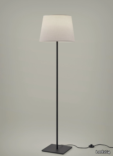 METRICA-Floor-lamp-LEDS-C4-508523-rel558ed34f.jpg