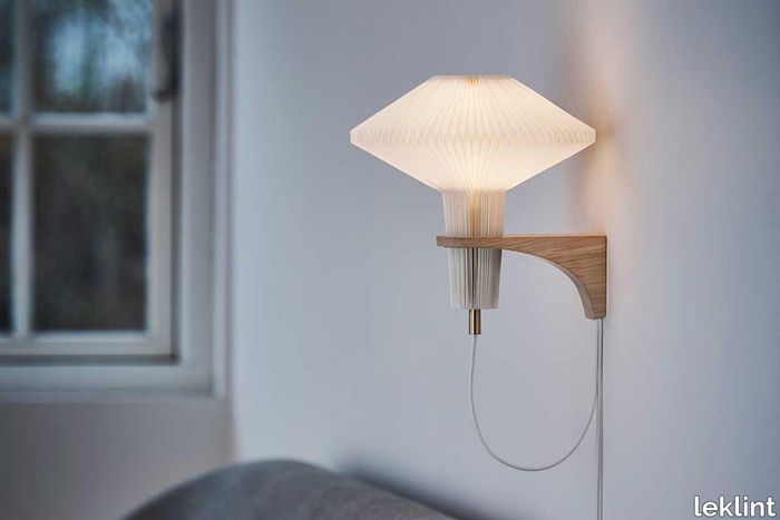 leklint204_mushroom_wall_lamp_lightoak_lifestyle2.jpg