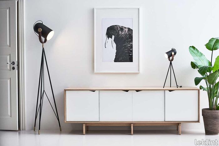 leklint360_carronade_floor_lamp_table_lamp_black_lifestyle1_f3127a8b-737b-47b8-8c01-2f9e5ee3f0bb.jpg