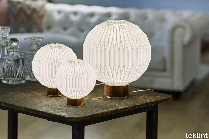 leklint375_table_lamp_xsmall-small-medium_smokedoak_lifestyle1.jpg