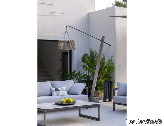 TINKA69+TECK127 - Contemporary style solar powered LED with swing arm wooden Outdoor arc lamp _ Les Jardins®