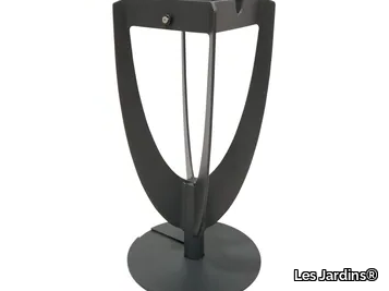 TINK303 - Solar powered aluminium Outdoor table lamp _ Les Jardins®