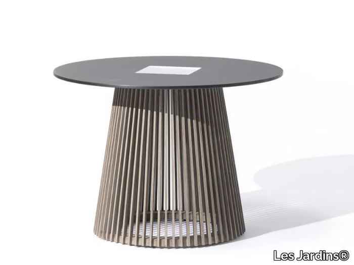 TECKA XL - Round with light garden side table _ Les Jardins®