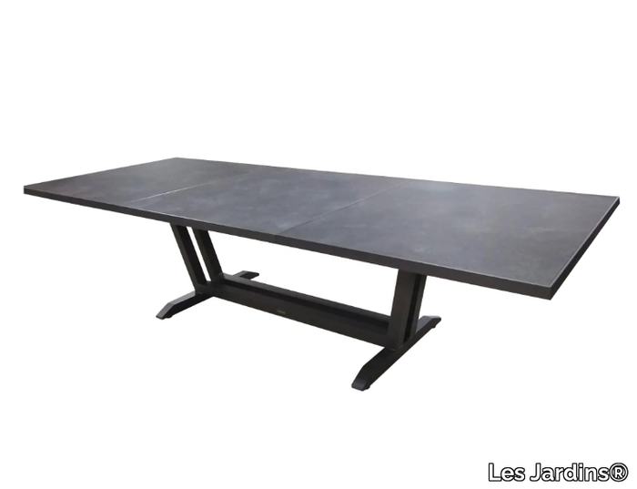 AMAKA-Extending-table-Les-Jardins-419069-rel435f87e2.png