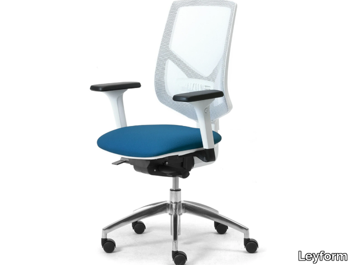 ACTIVE RE - Height-adjustable mesh office chair with armrests _ Leyform