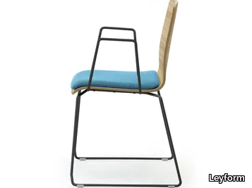 h_zerosedici-wood-chair-with-armrests-leyform-487676-relfcb3508f.jpg