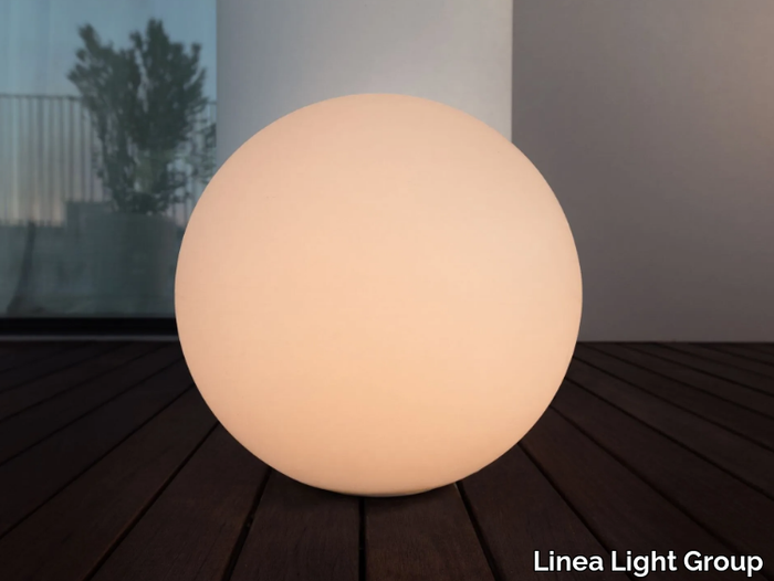 OH!_DYNAMIC WHITE - LED polyethylene floor lamp _ Linea Light Group