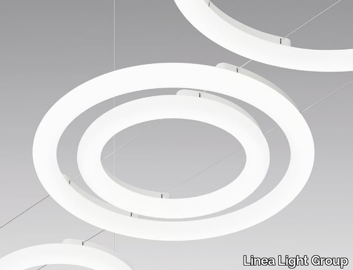 polo-c-linea-light-group-507274-rel95c4c3fc.jpg