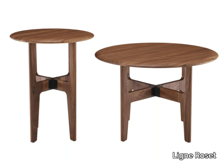 NODUM - Round solid wood coffee table _ Ligne Roset