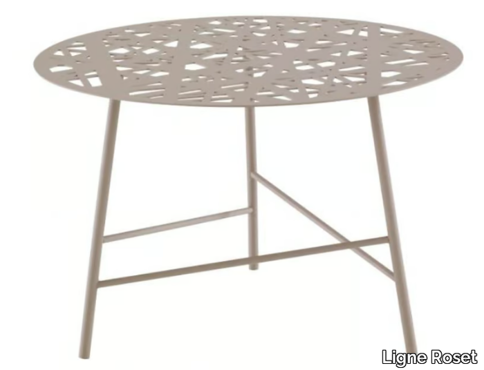 EZOU - Steel garden side table _ Ligne Roset