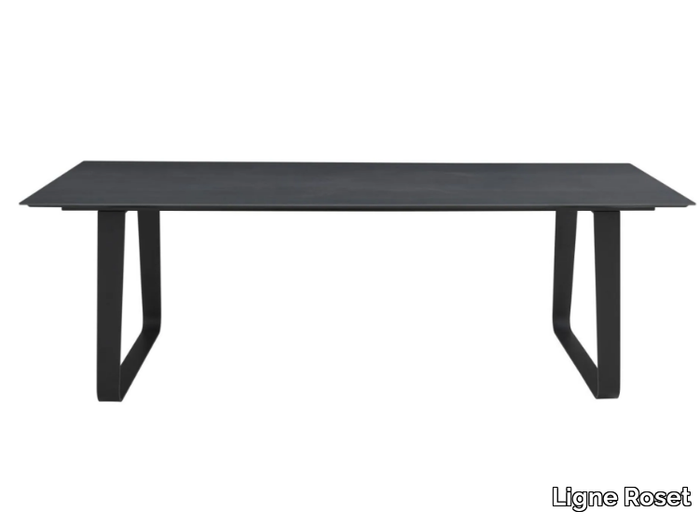 VILNA-Table-Ligne-Roset-274290-rel3a2d8661.jpg