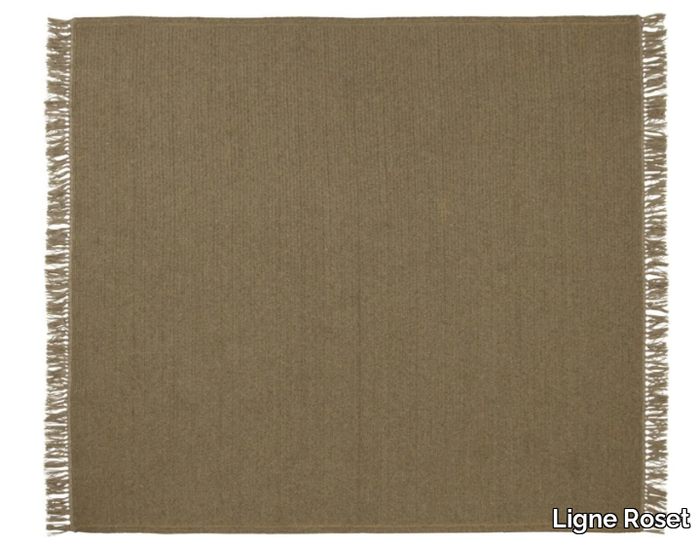 siesta-rectangular-rug-roset-sas-488849-rel8523d62b.jpg