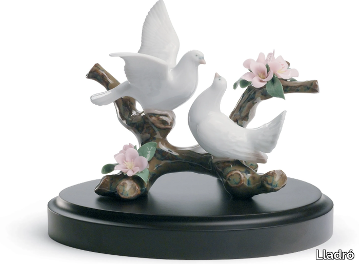 DOVES ON A CHERRY TREE - Porcelain decorative object _ Lladró