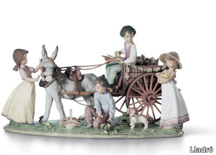 ENCHANTED OUTING CHILDREN - Porcelain decorative object _ Lladró