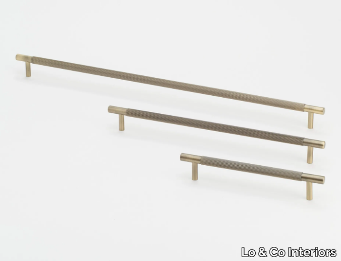 LINEAR - Brass Bridge furniture handle _ Lo & Co Interiors