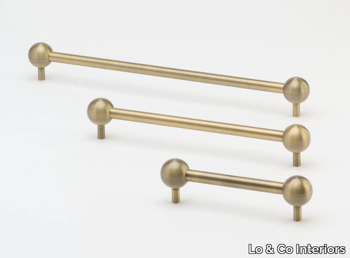 brass-furniture-handle-lo-co-interiors-641862-relb13ca61d.jpg