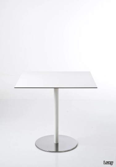 table-luxy-230091-relfa6f63e5.jpg