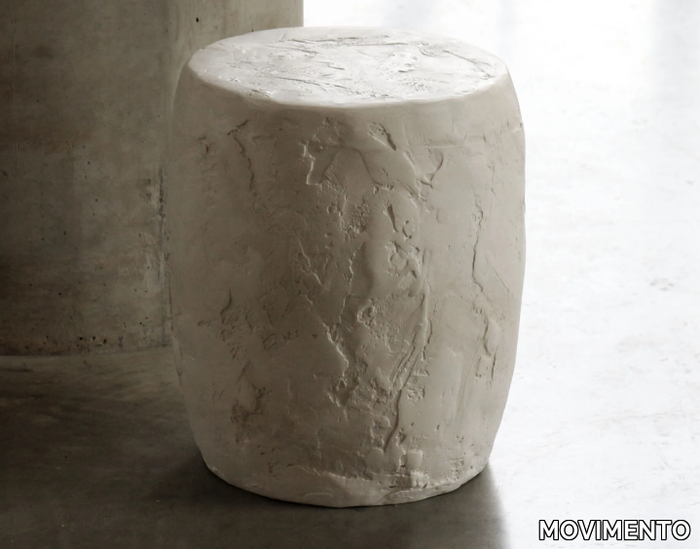 SOLID FLUID SPACKLE - Low ceramic stool _ MOVIMENTO